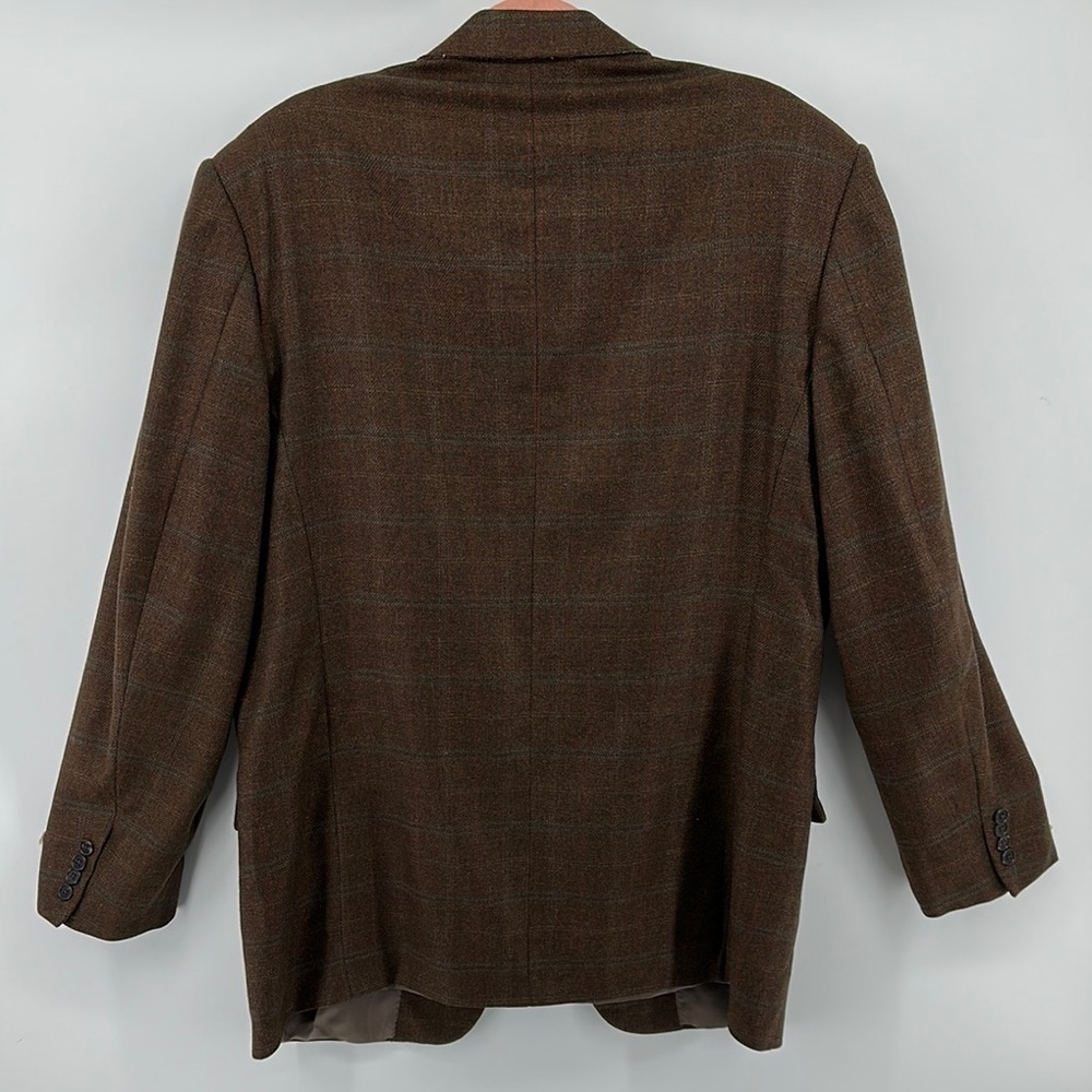 Corneliani Brown Sport Coat with Notched Lapel and Structured Shoulders Size 48L - Picture 8 of 15